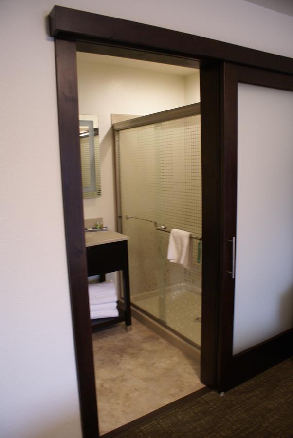 Boarders & By Cobblestone - Motel Syracuse