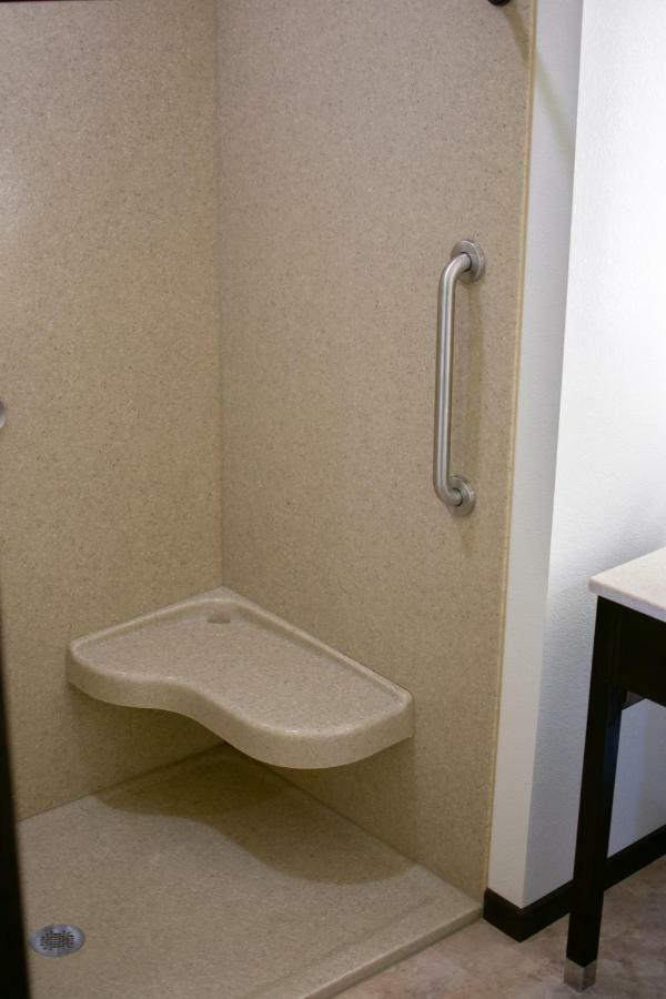 Motel Boarders & By Cobblestone - Syracuse